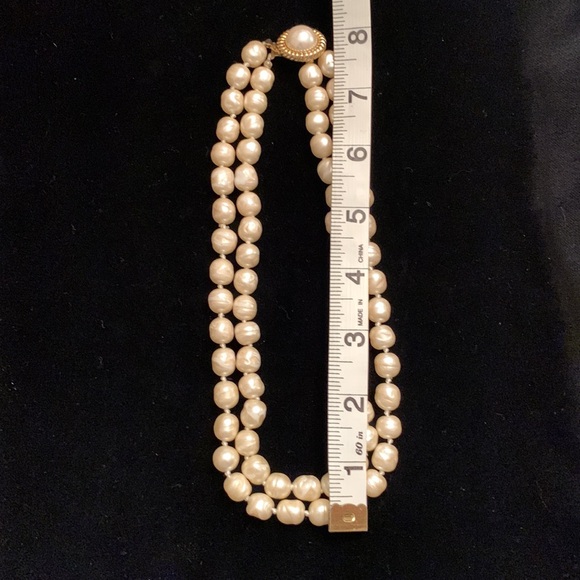 Carolee Vintage Pearl Necklace - Picture 4 of 6